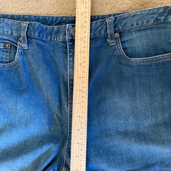 Talbots Stretch Cropped Ankle Jeans (straight leg) Sz 14 Dark blue wash EUC - Picture 3 of 6